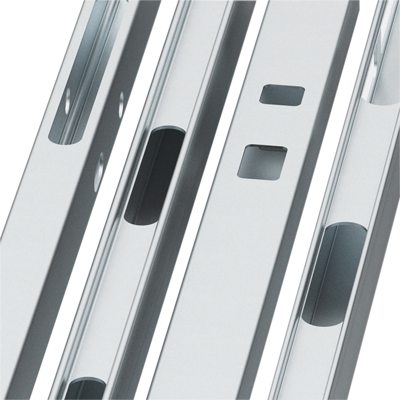 Renfort acier usiné pour portes PVC - 