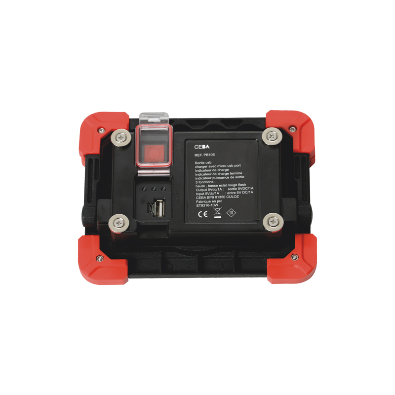 Projecteur LED portable sur batterie
